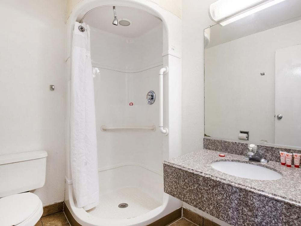 Nights Stay Hotel Талса Экстерьер фото