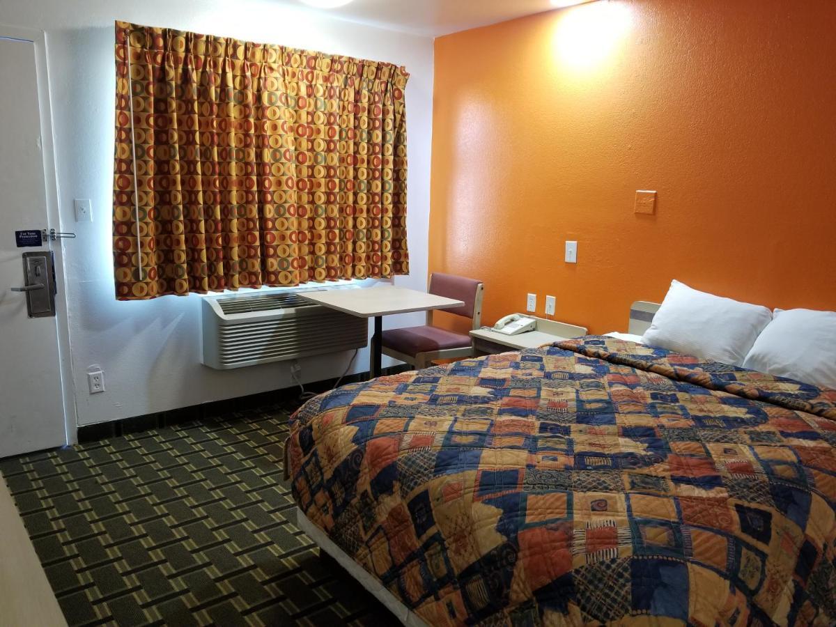 Nights Stay Hotel Талса Экстерьер фото